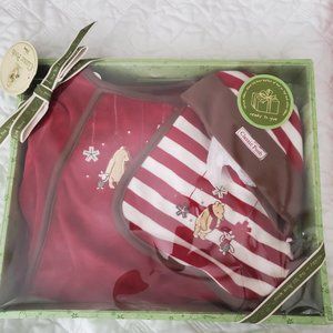 Disney's Classic Winnie The Pooh Baby's First Christmas Gift Set Sz 6 months NWT